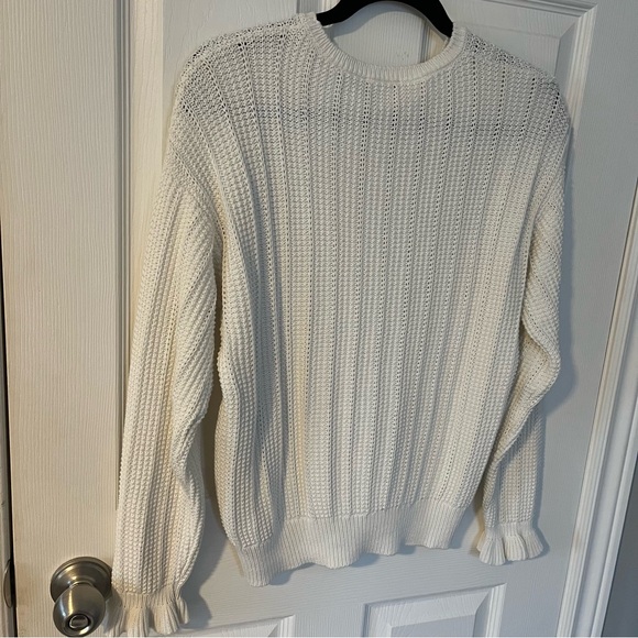 100% Cotton White Knit Sweater from United Colors of Benetton Size Medium - Picture 6 of 10